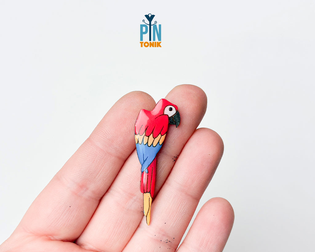 Ara Parrot Wooden Pin