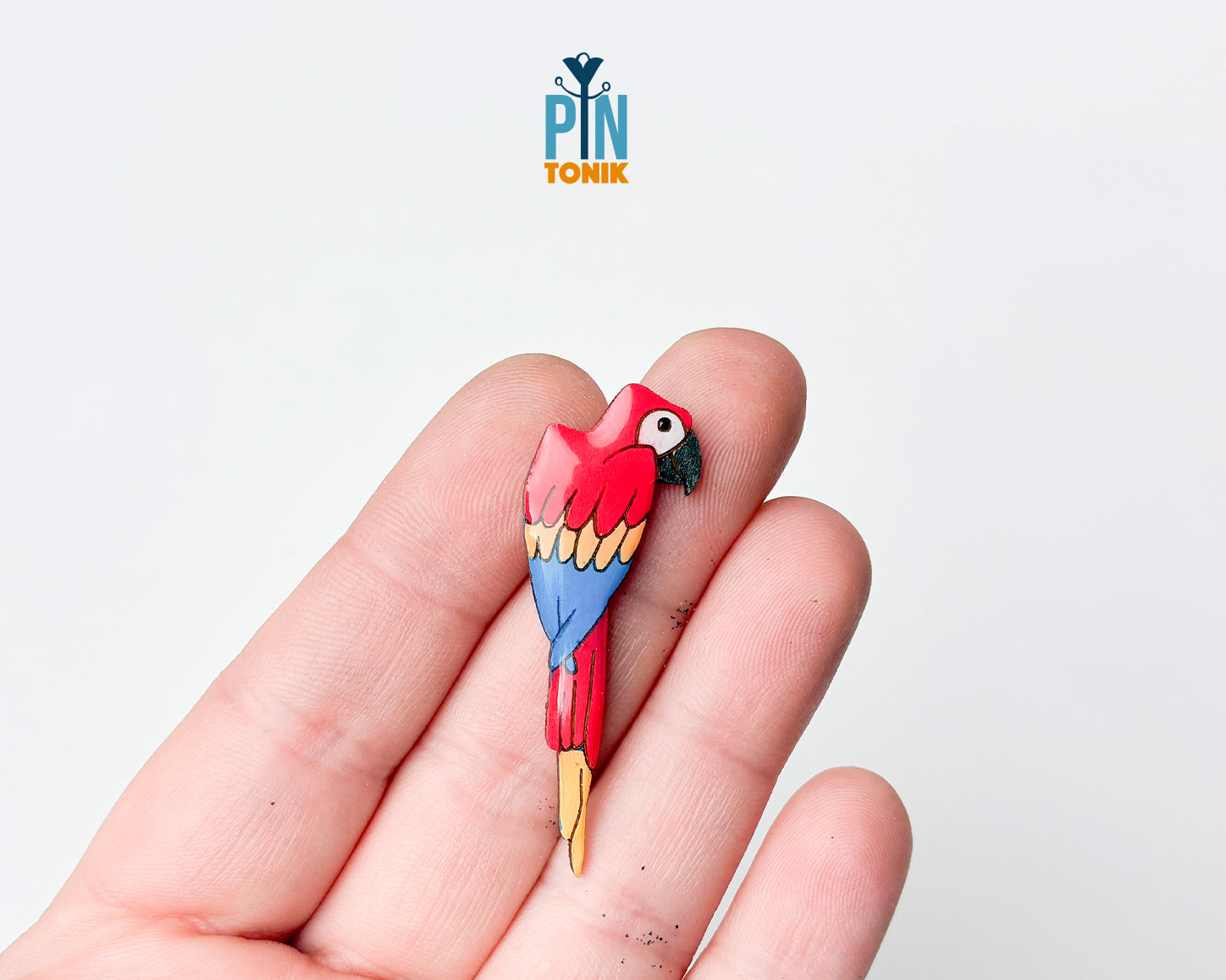 Ara Parrot Wooden Pin
