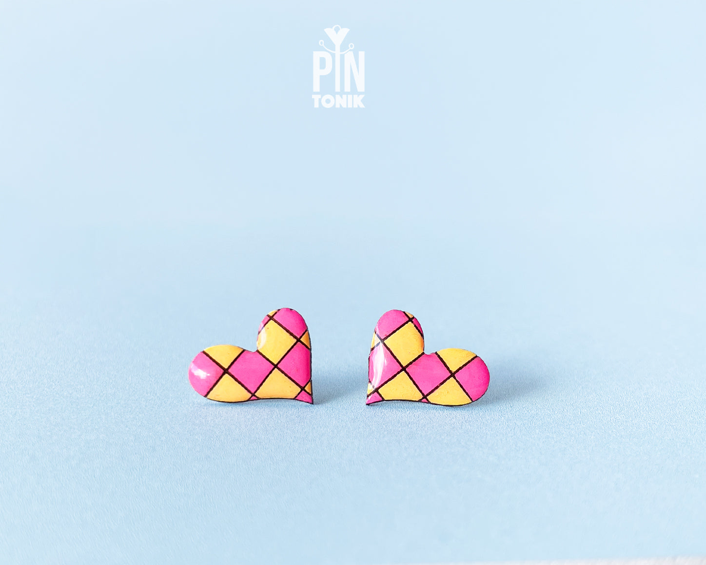 Arlequin Heart Studs