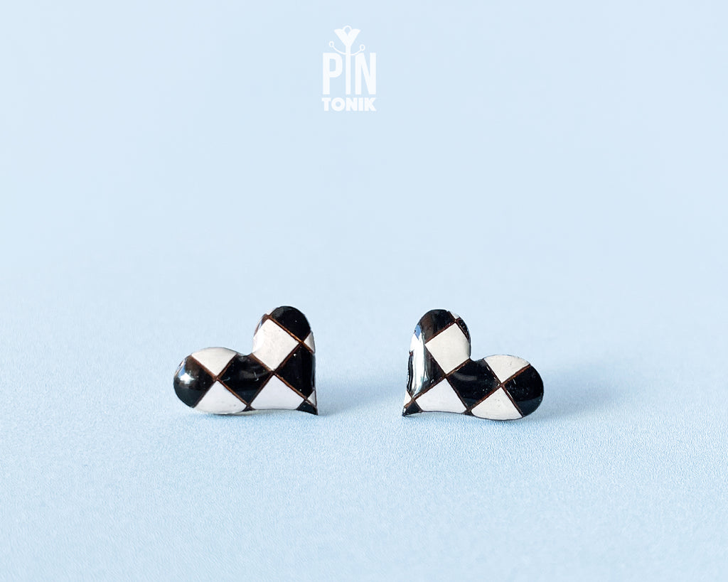 Arlequin Heart Studs