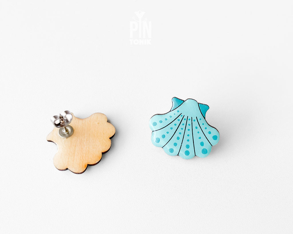 Oversized Scallop Shells Studs