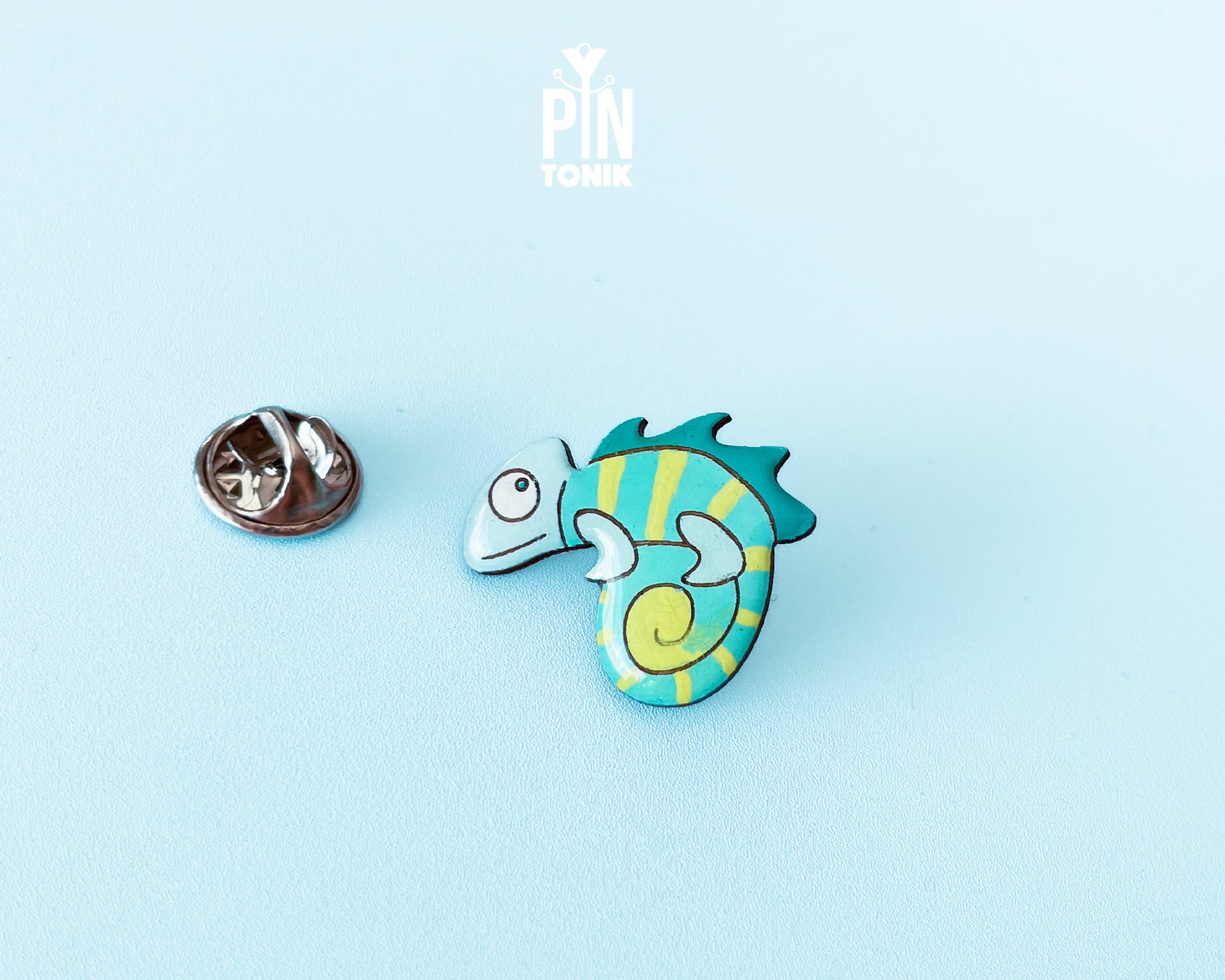 Blue Chameleon Pin