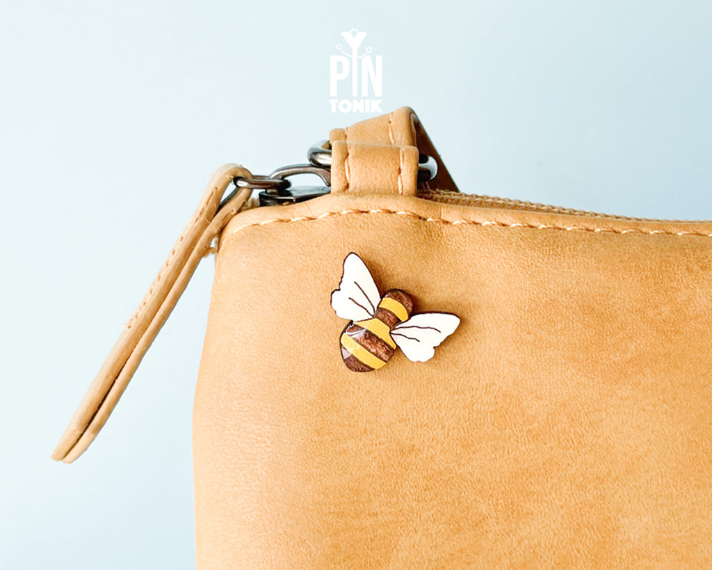 Bumblebee Pin