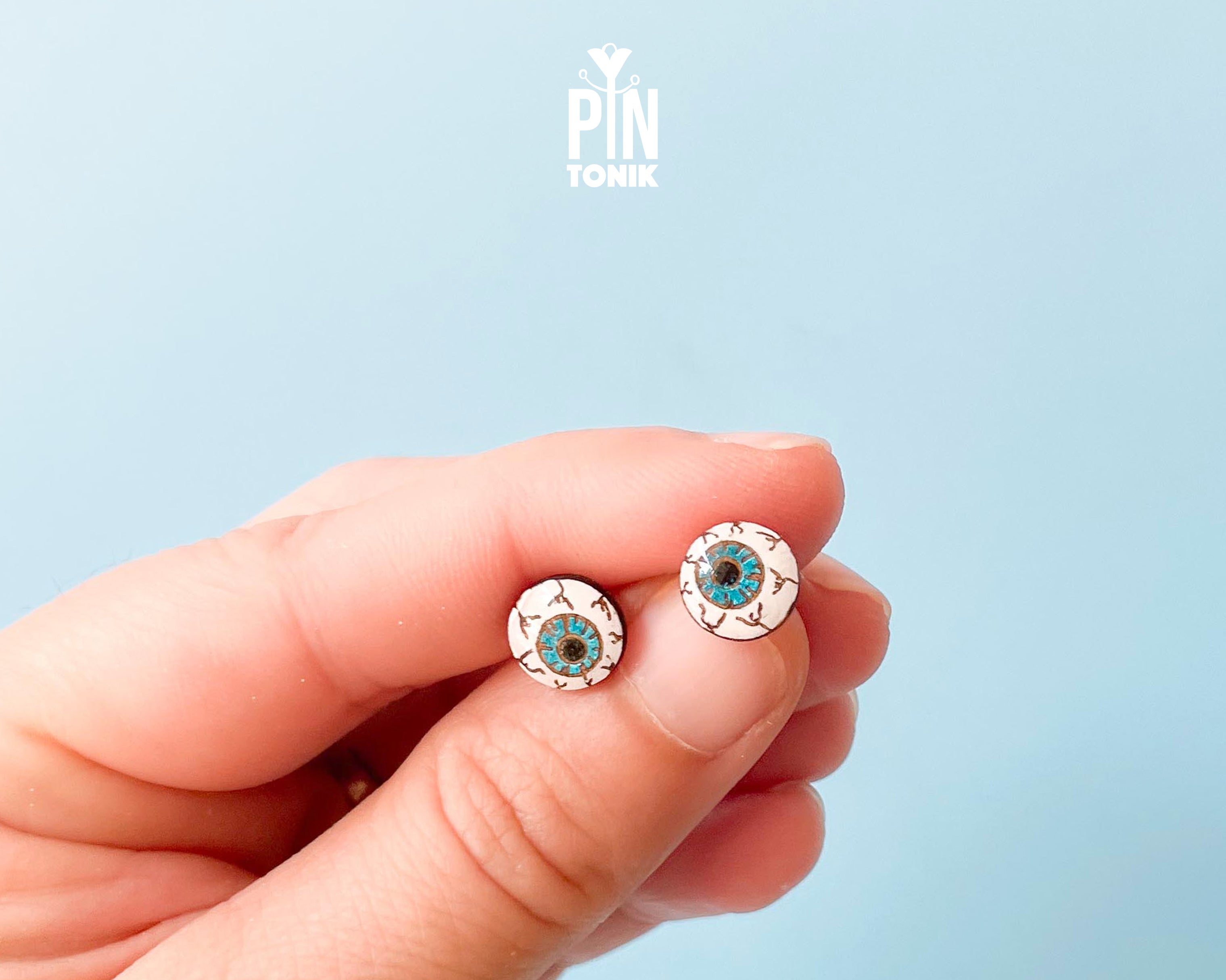 Creepy Eyeball Studs