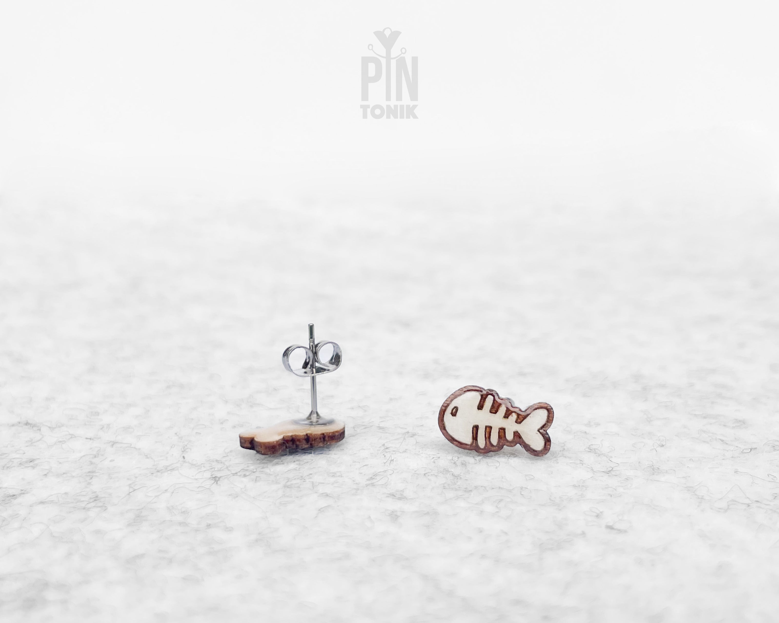 Fishbone Skeleton Studs
