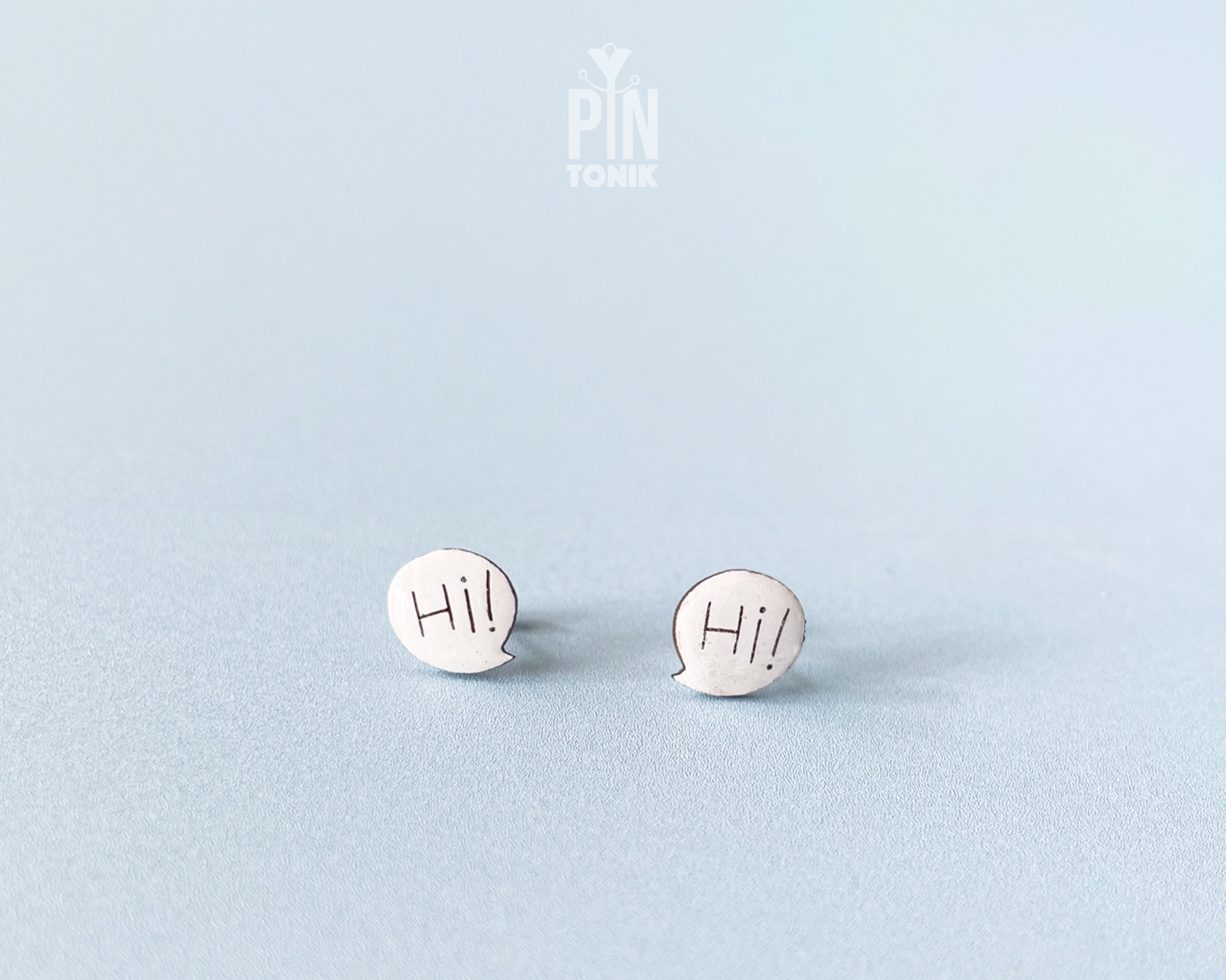 Hi! Speech Bubble Studs