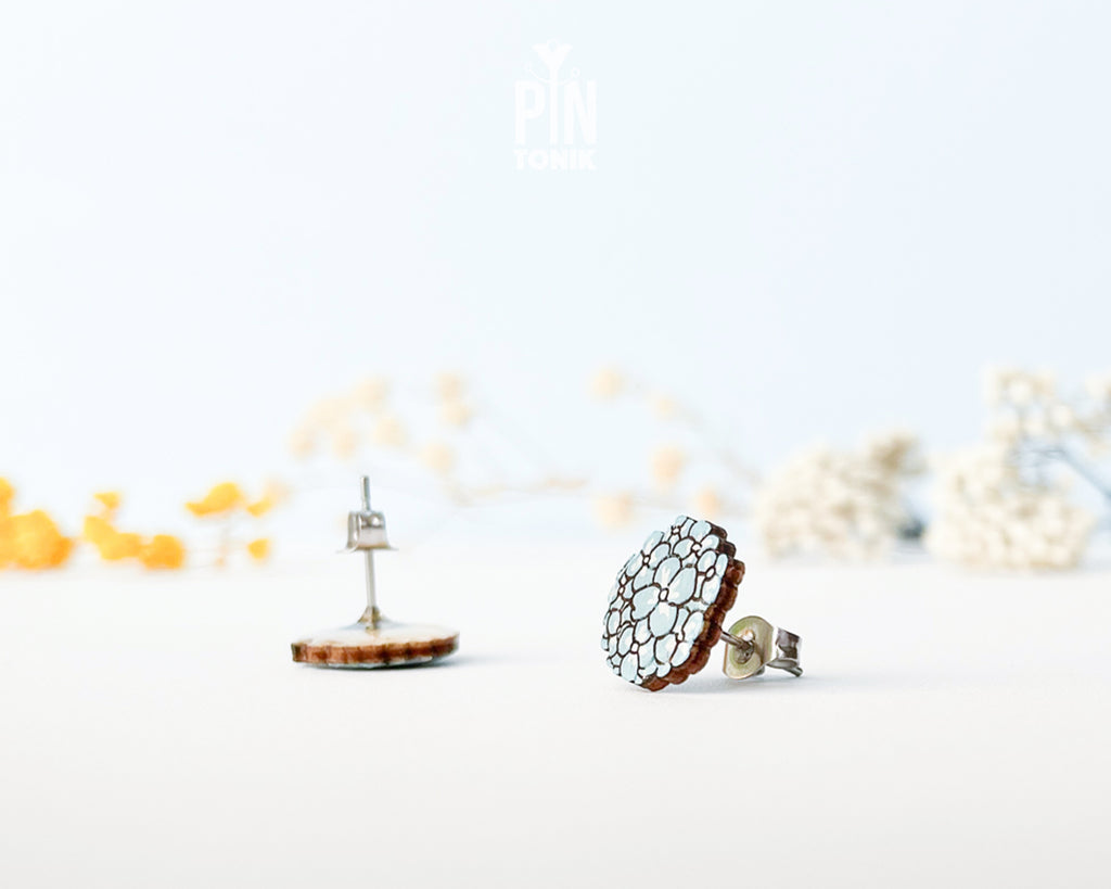 Boucles d'oreilles clous Hortensia bleu