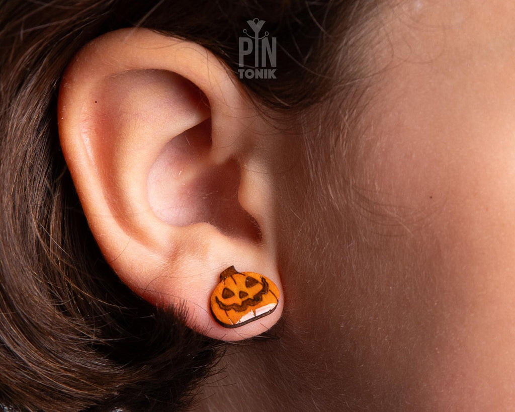 Jack O Lantern Pumpkin Studs