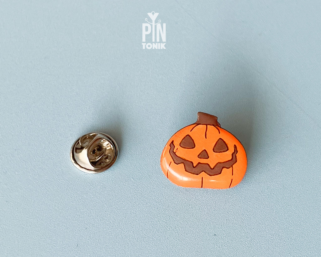 Jack O' Lantern Pin