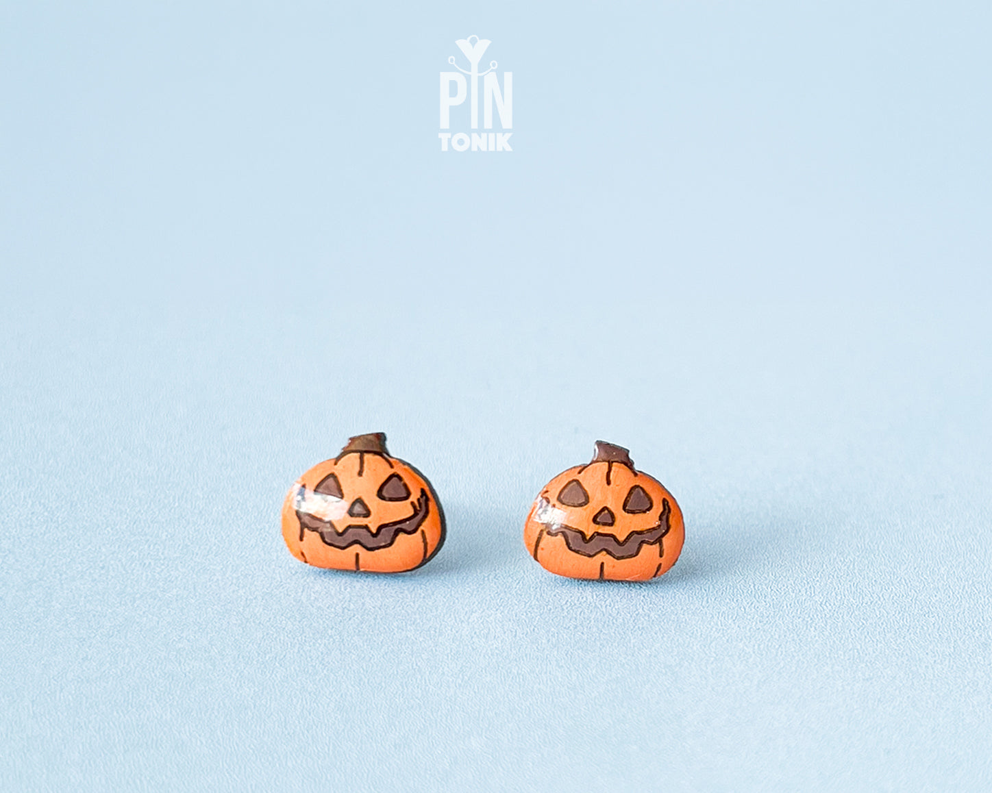 Jack O Lantern Pumpkin Studs