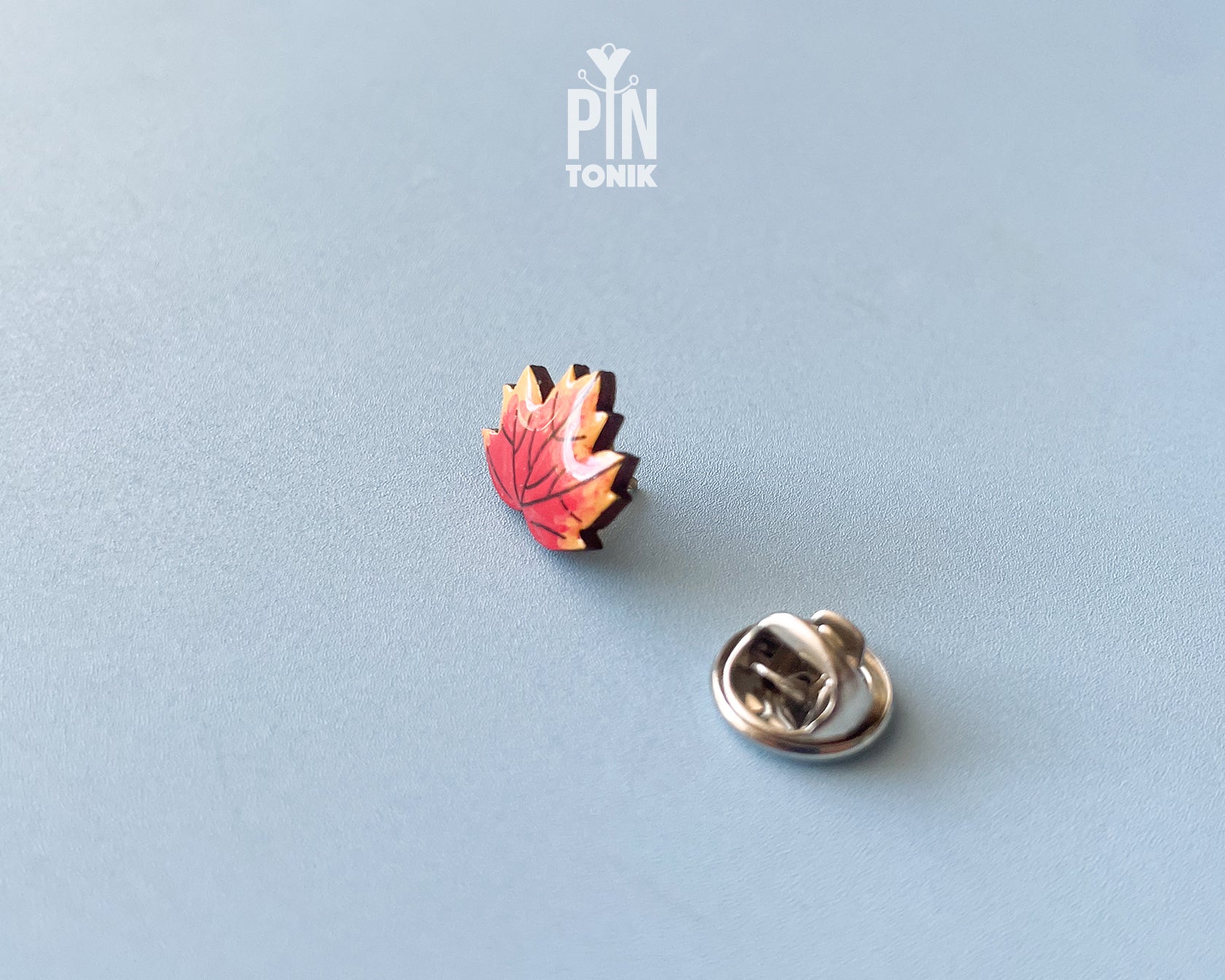 Autumn Maple Leaf Pin
