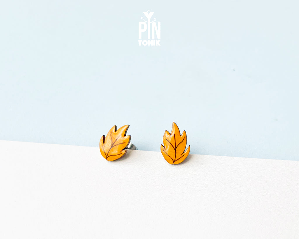 Golden Oak Leaves Studs