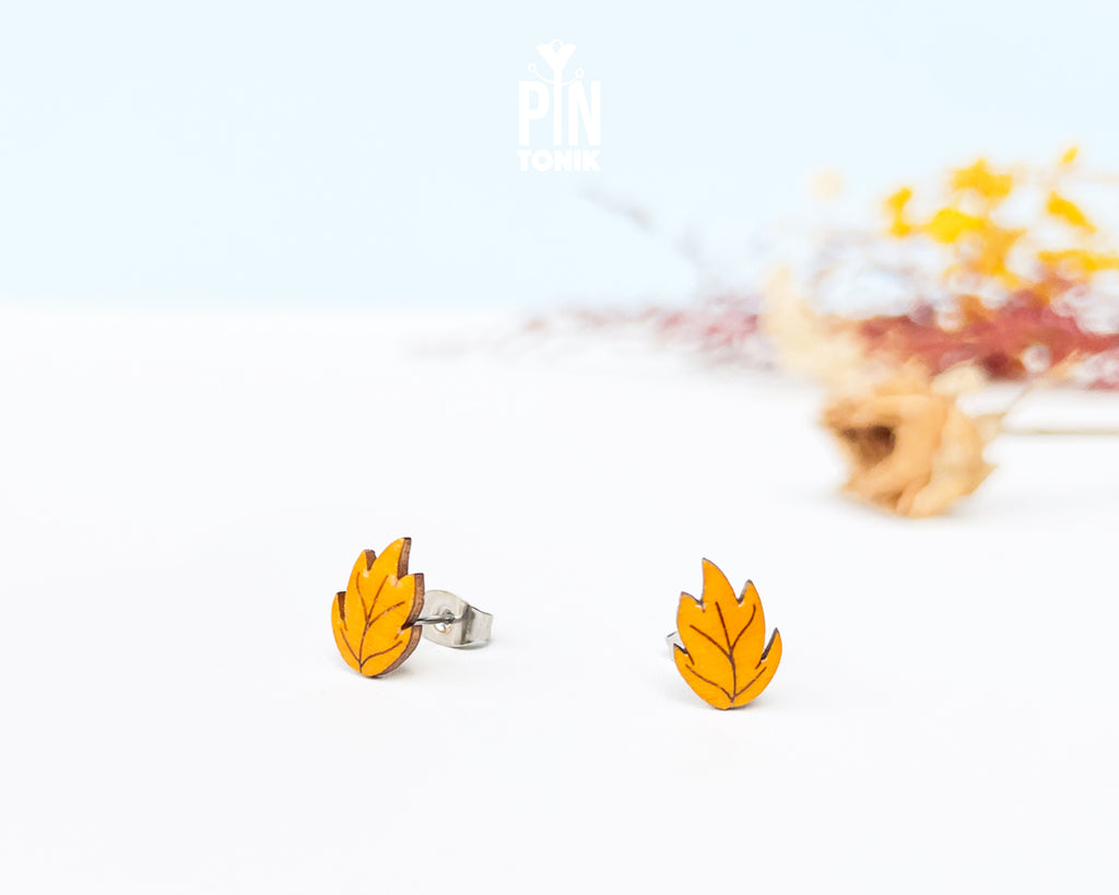 Golden Oak Leaves Studs