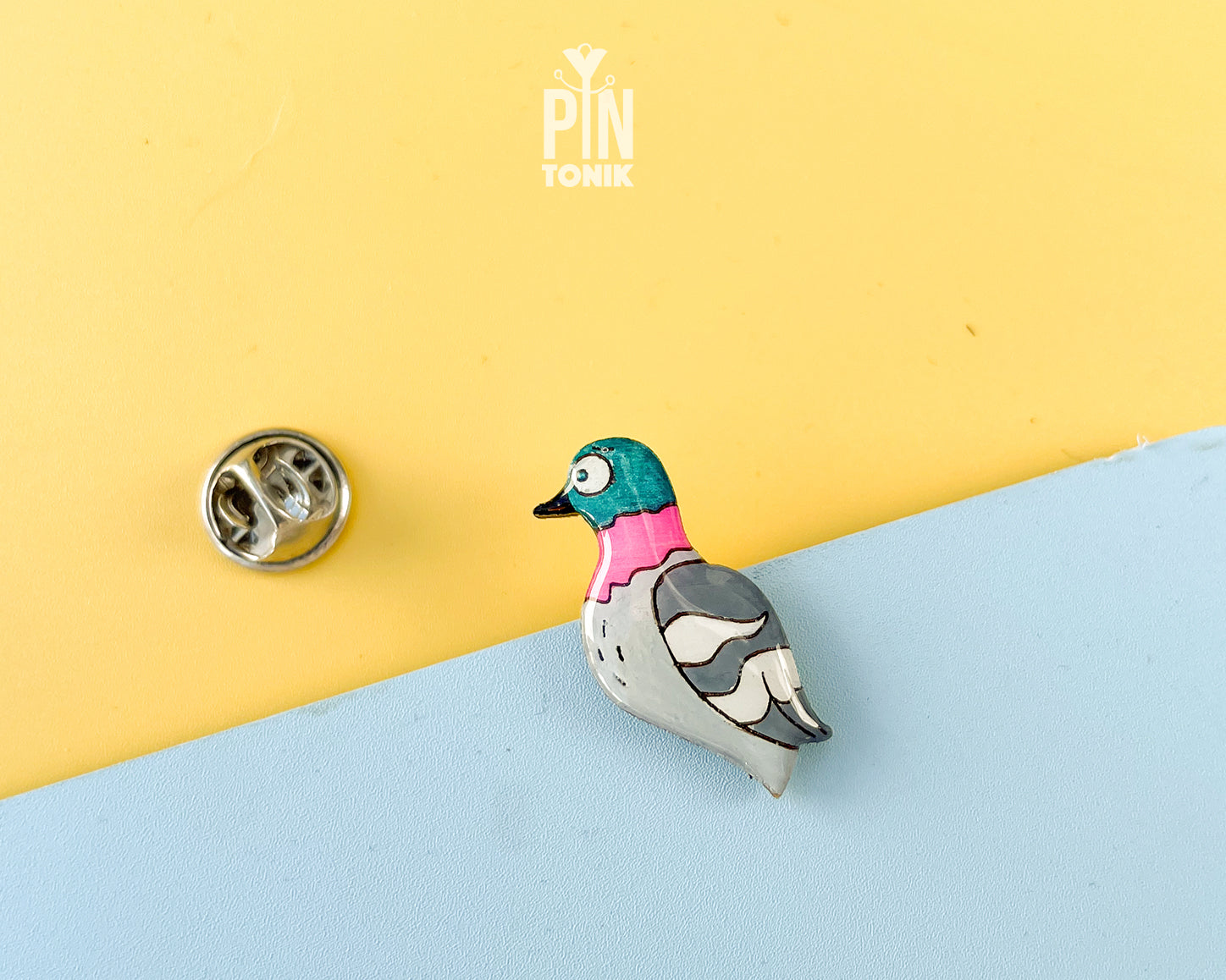 City Pigeon Pin