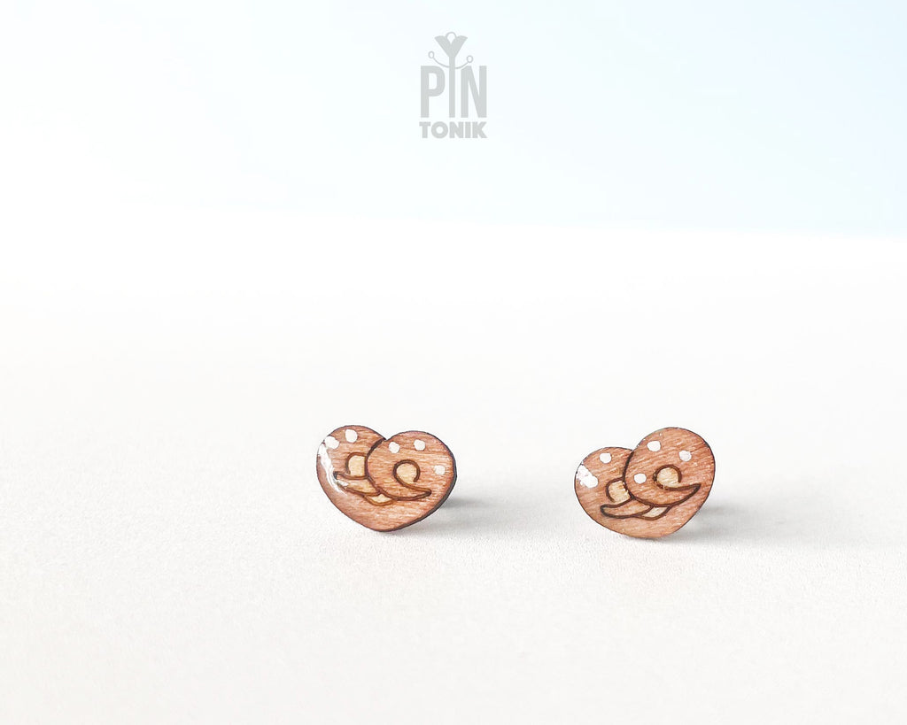 Pretzel Stud Earring