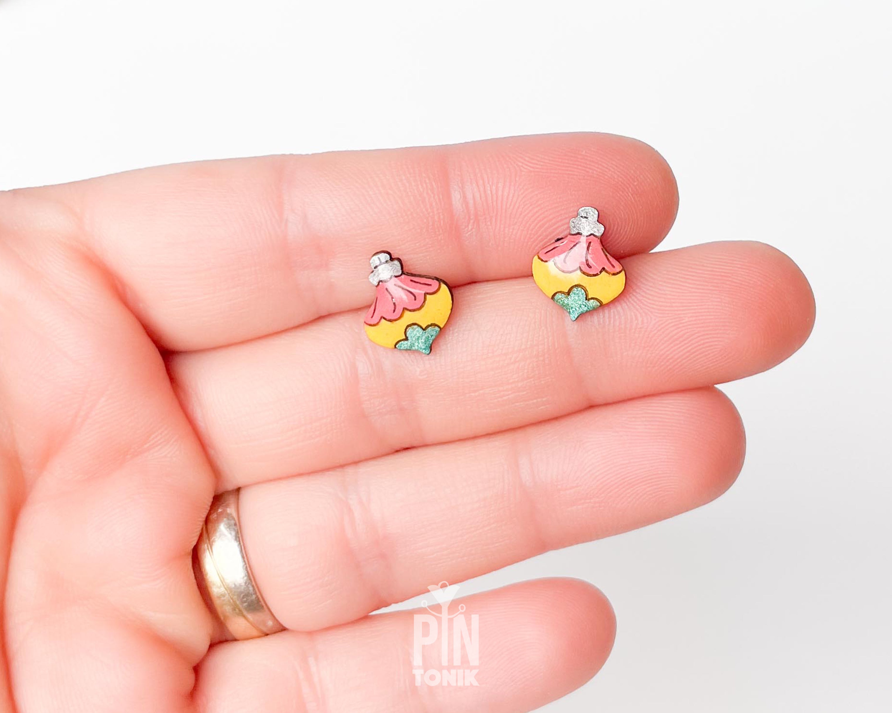 Vintage Bauble Studs