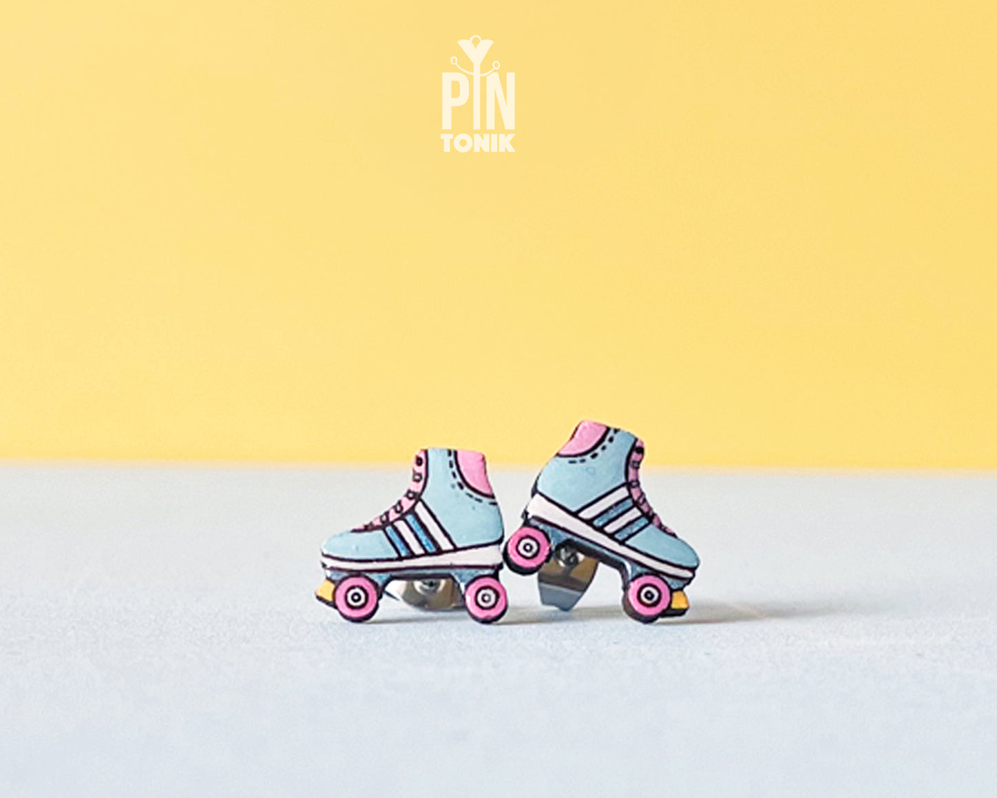 Retro Roller Skates Studs