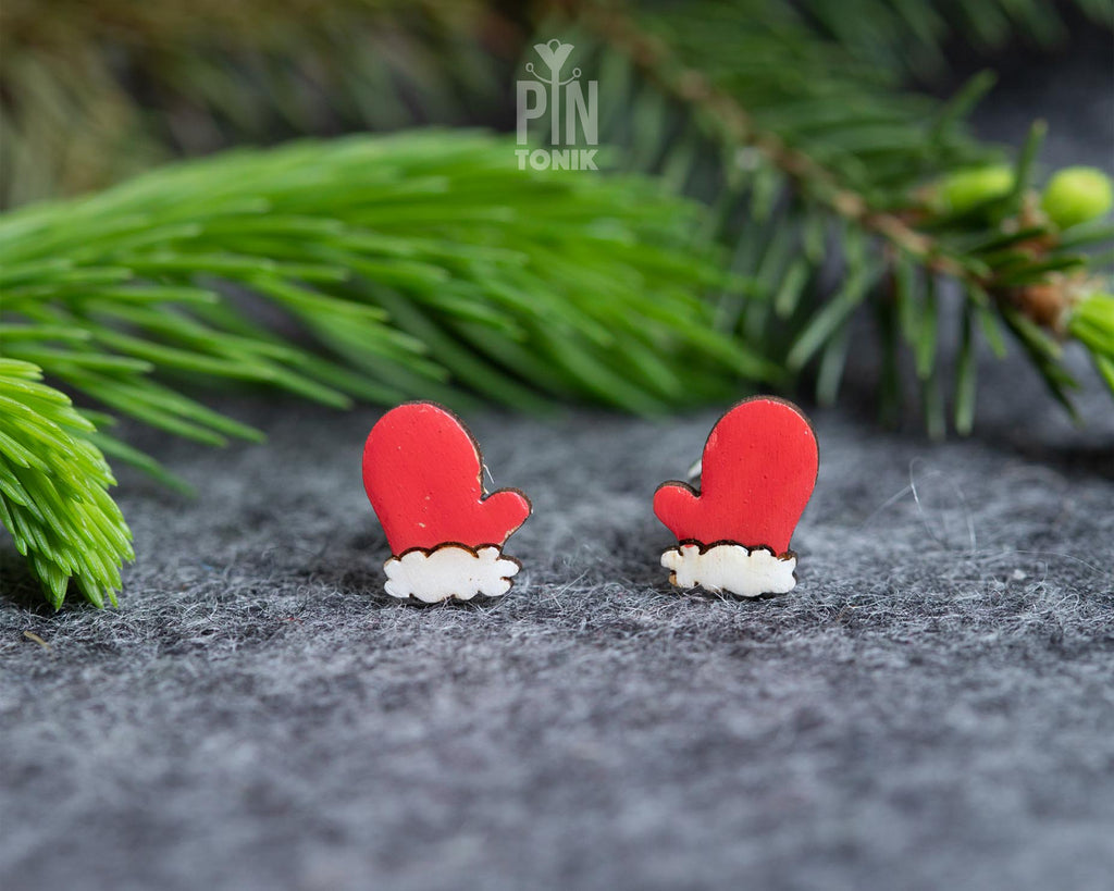 Christmas Mitten Studs