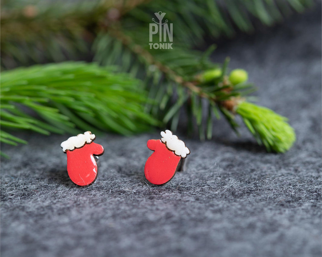 Christmas Mitten Studs