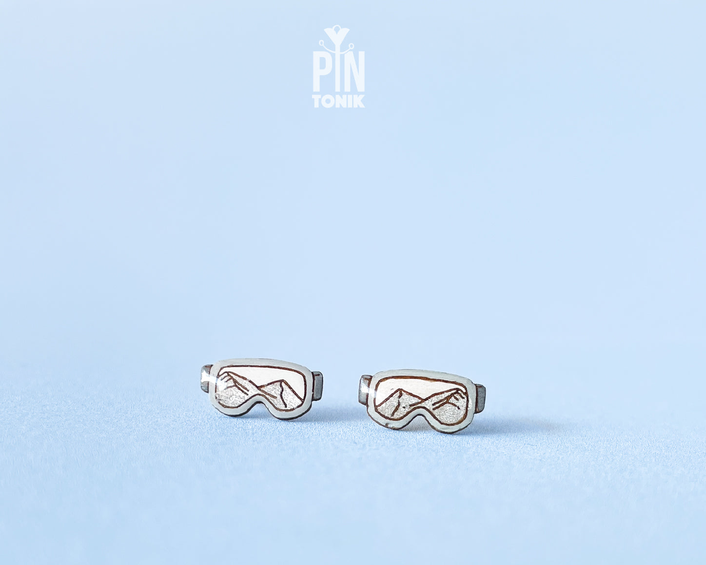 Boucles d'oreilles clous masque de ski gris