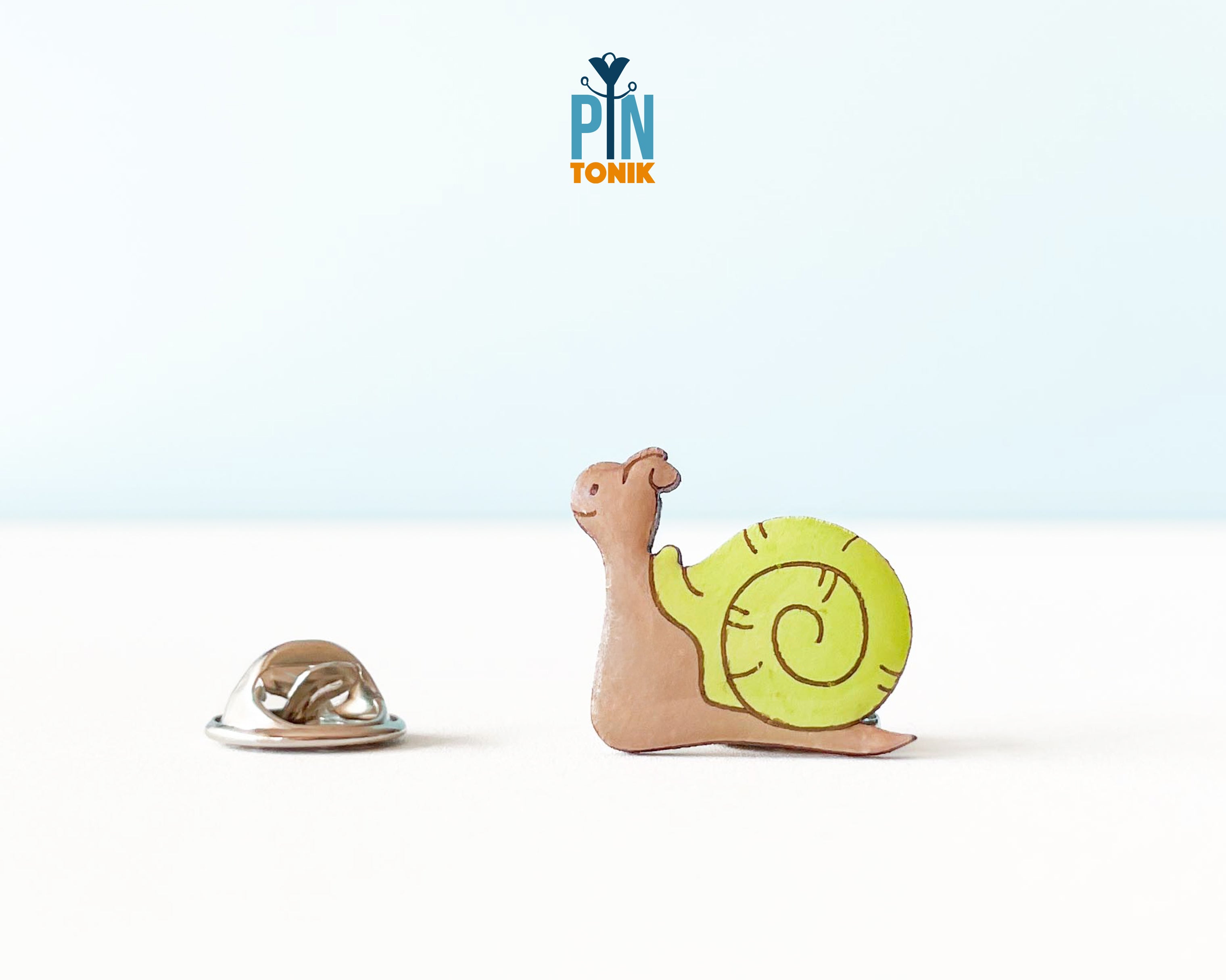 Snail Pin