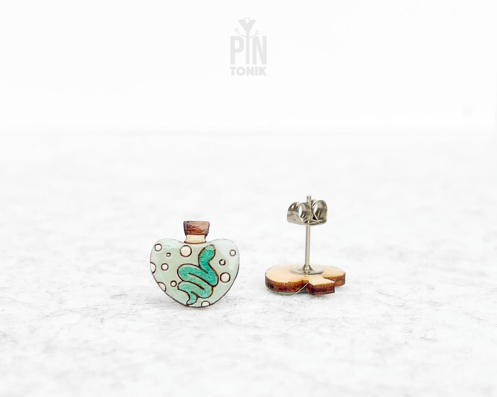 Snake Potion Studs