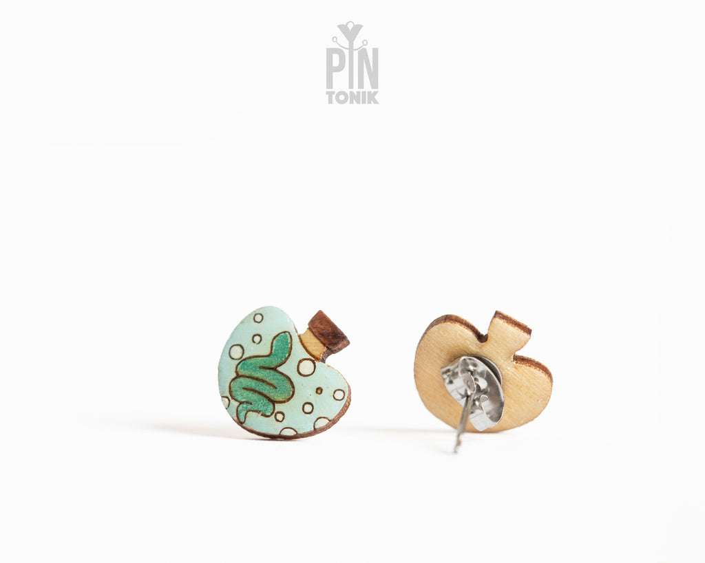 Snake Potion Studs