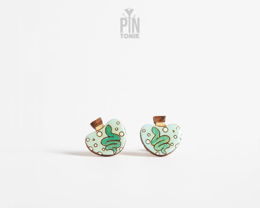 Snake Potion Studs