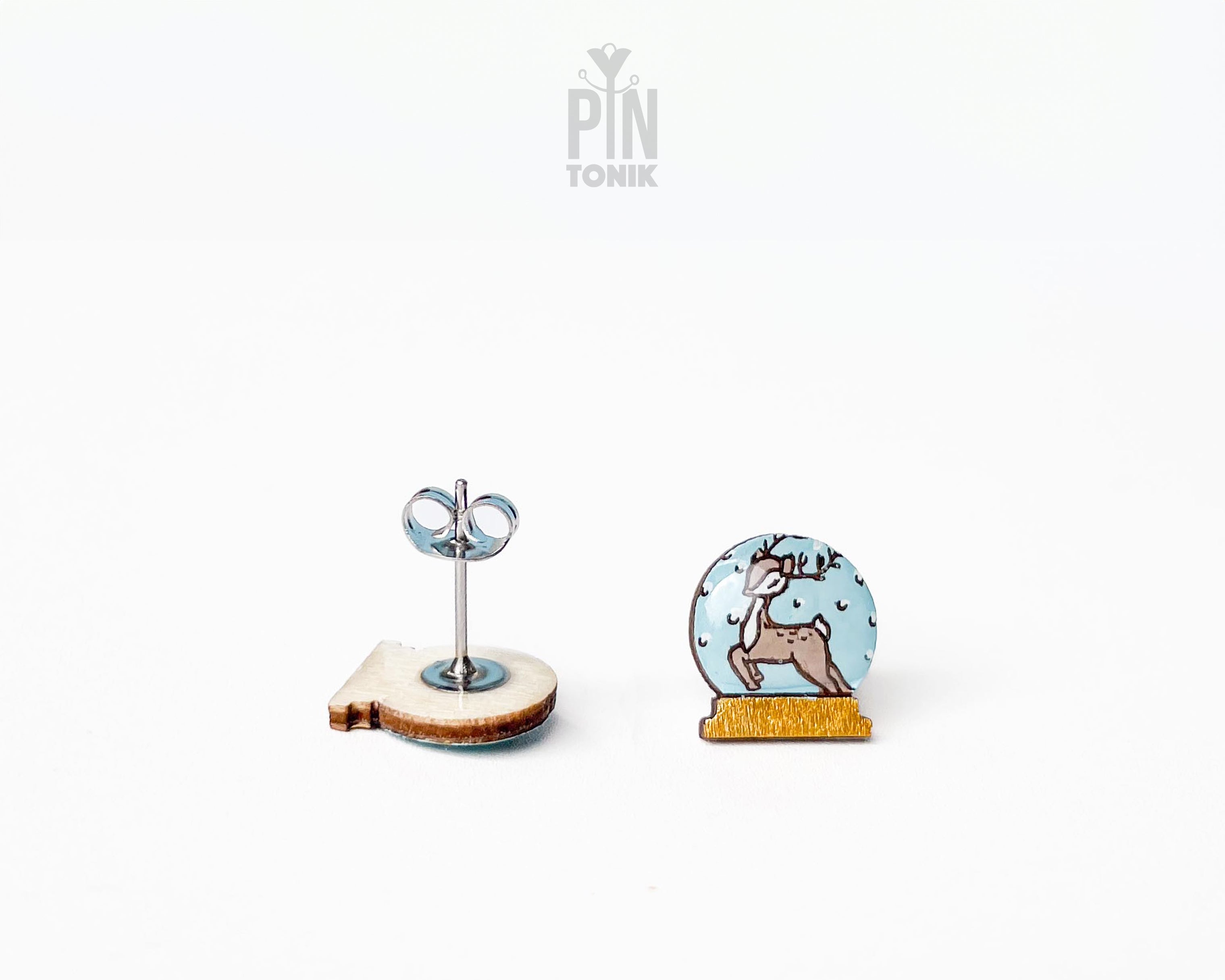 Reindeer in Snow Globe Studs