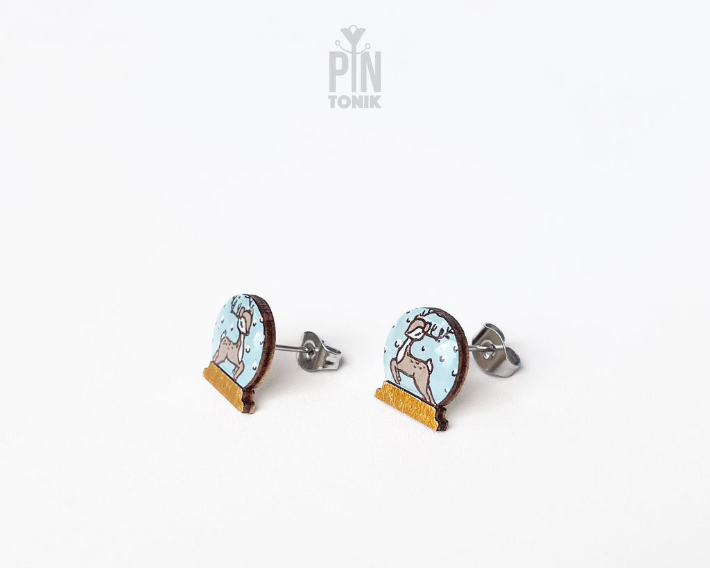 Reindeer in Snow Globe Studs