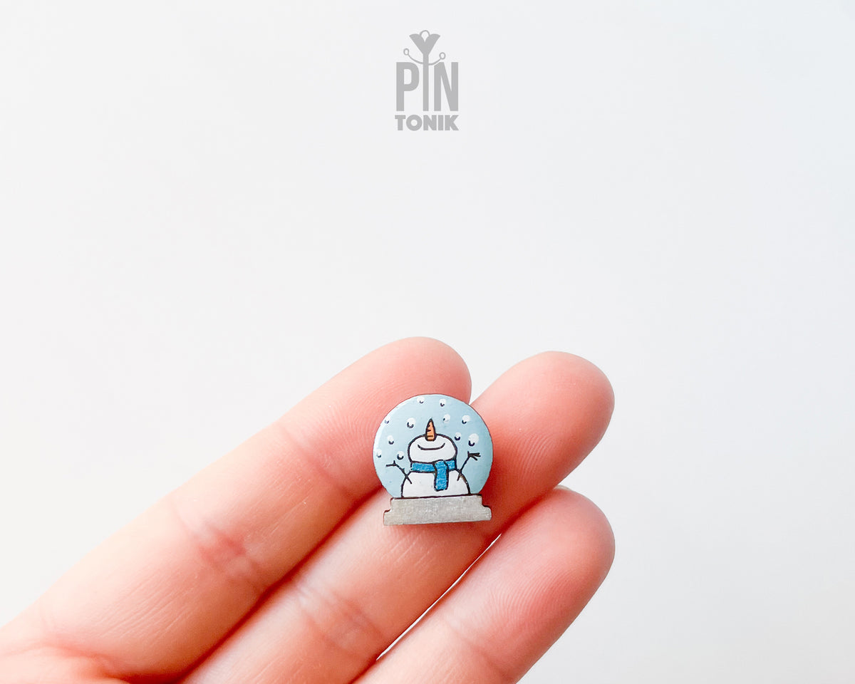 Snow Globe with Snowman Pin