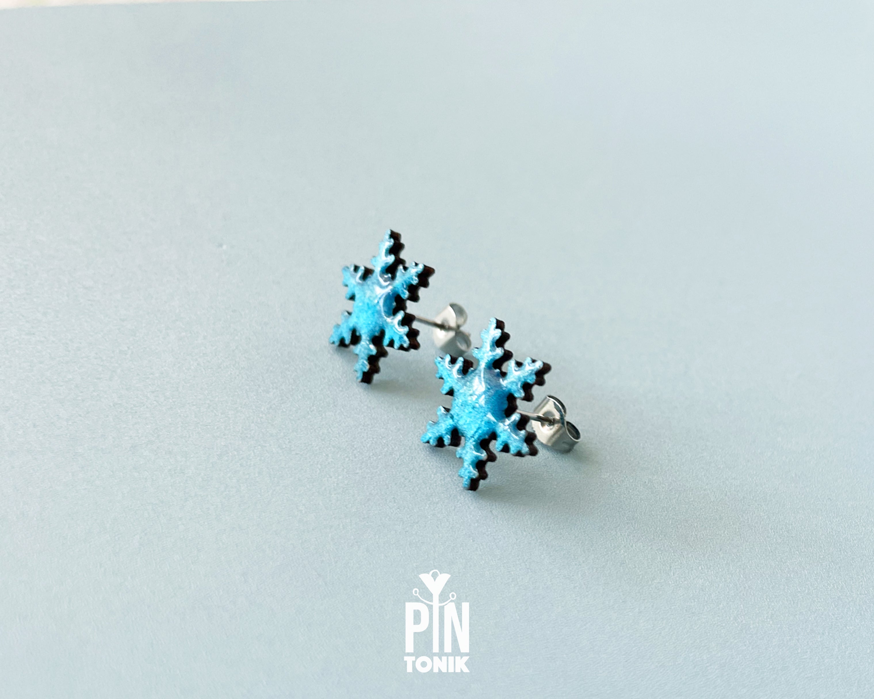 Snowflake Studs
