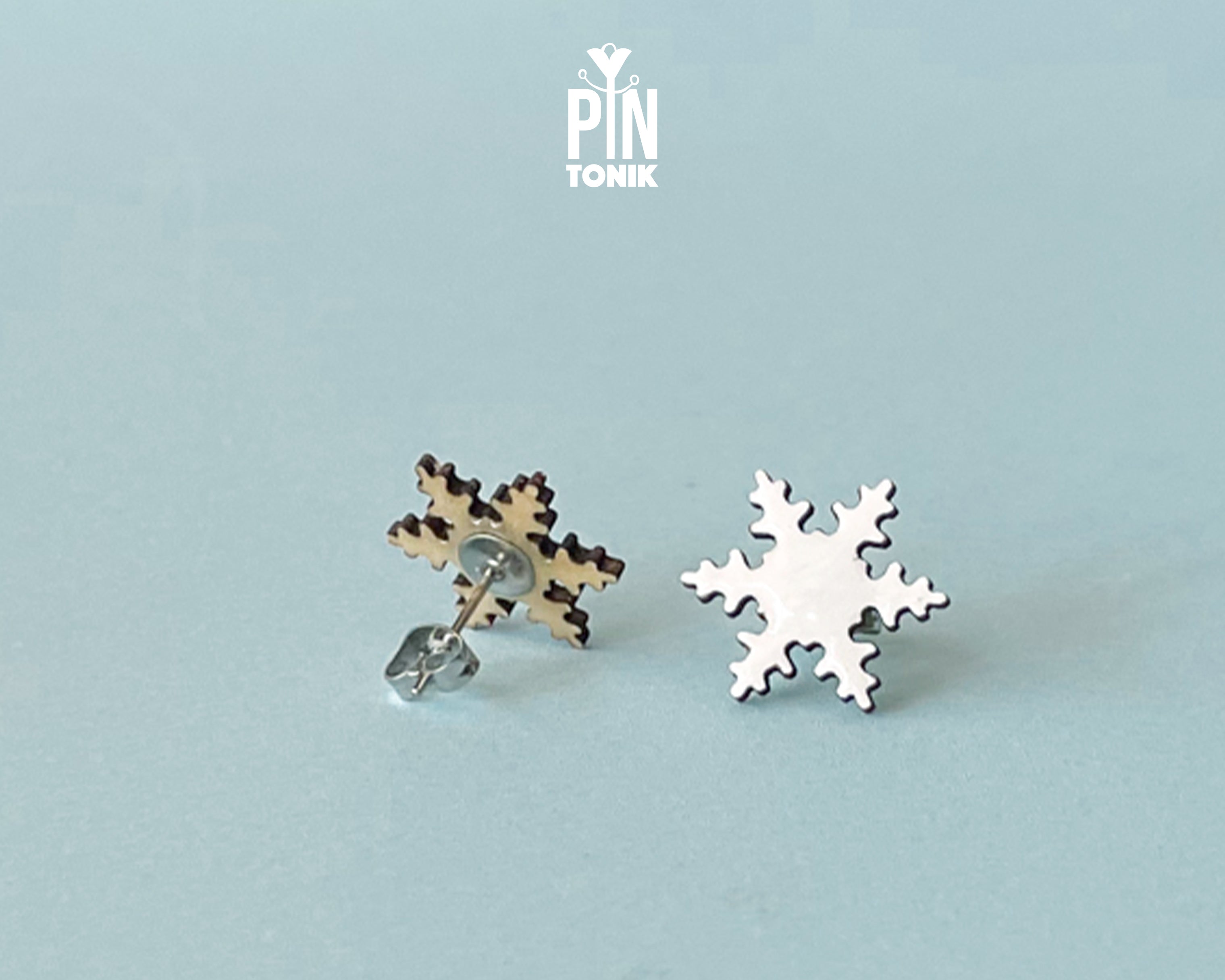 Snowflake Studs