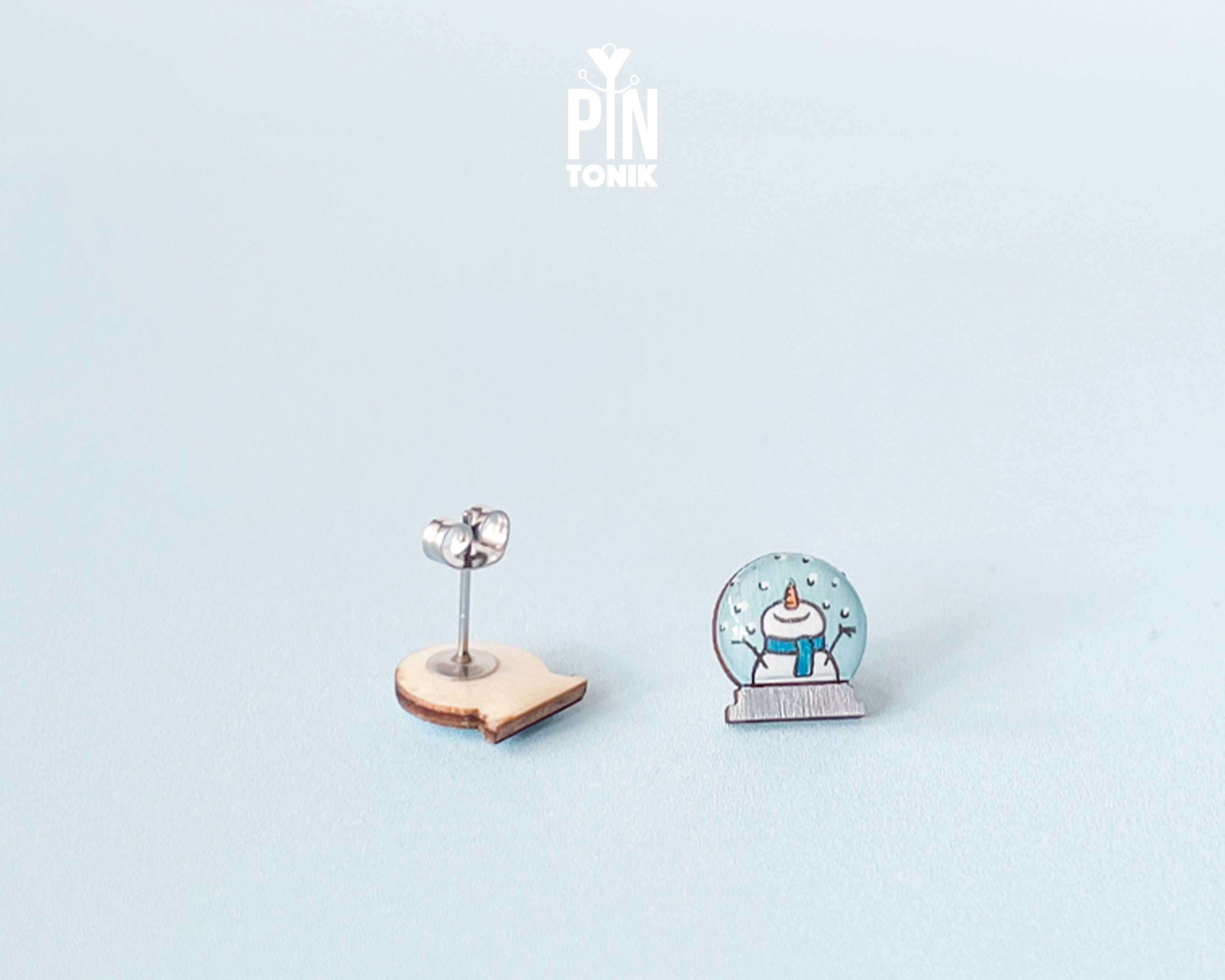 Snowman in Snow Globe Studs