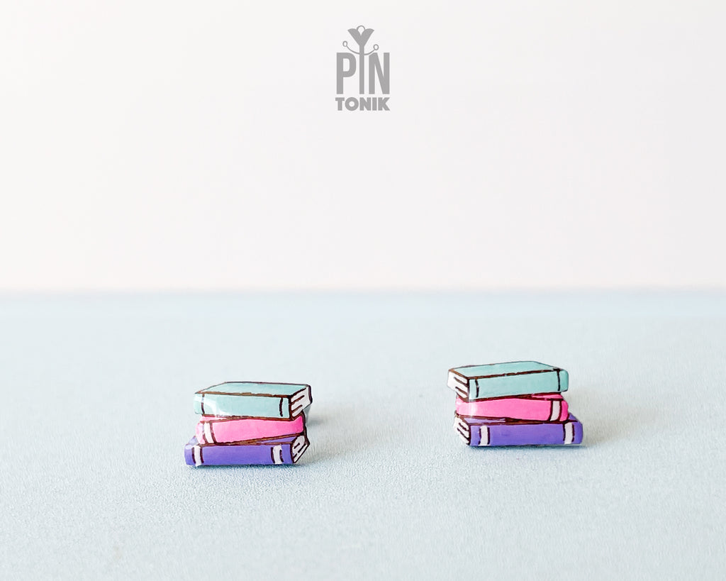 Boucles d'oreilles clous Pile de livres