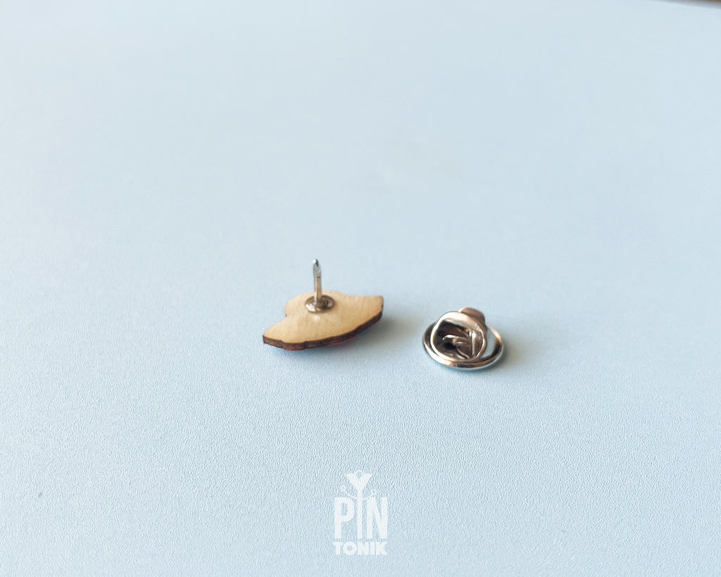 UFO Pin