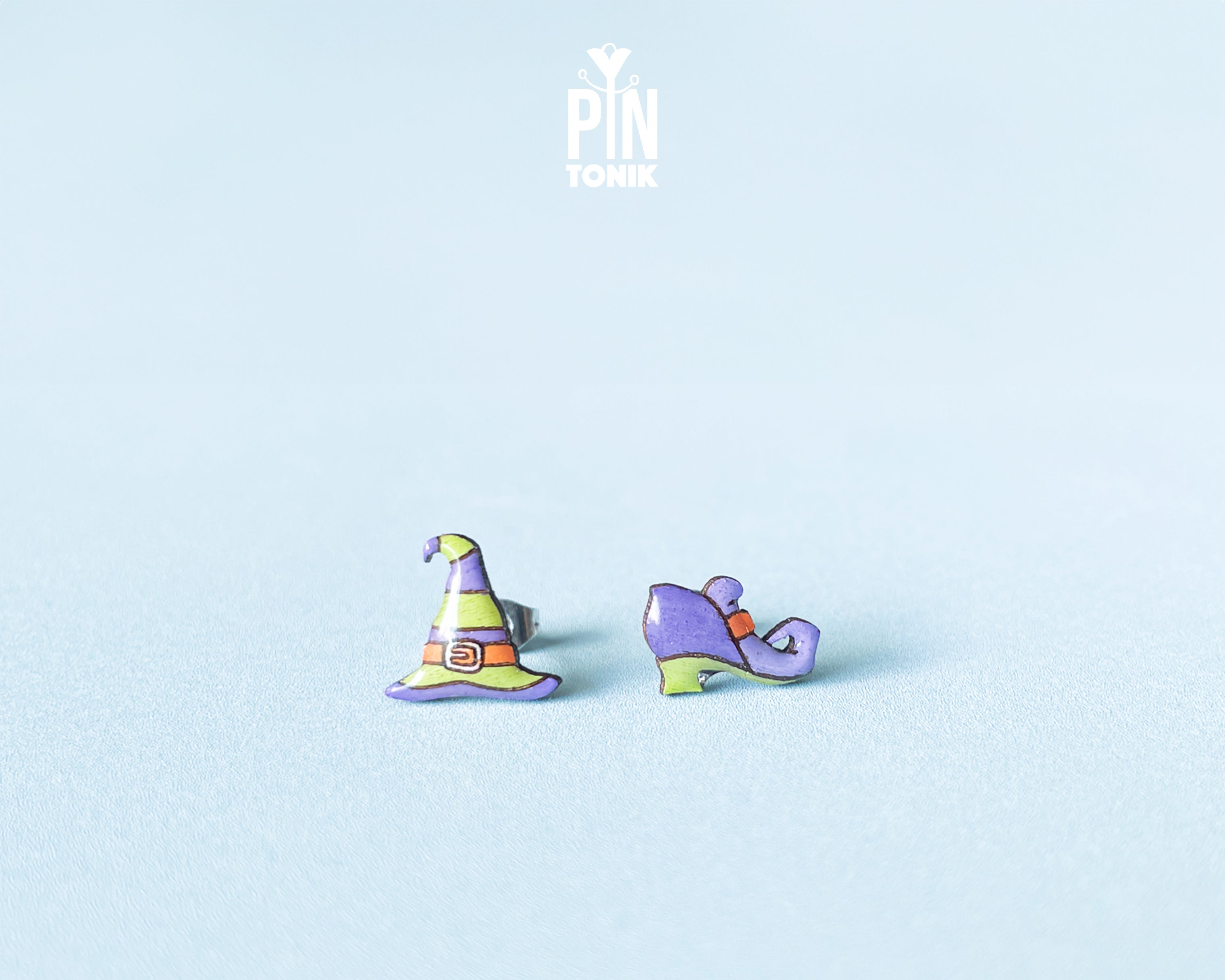 Mismatched Witch Hat & Shoe Studs