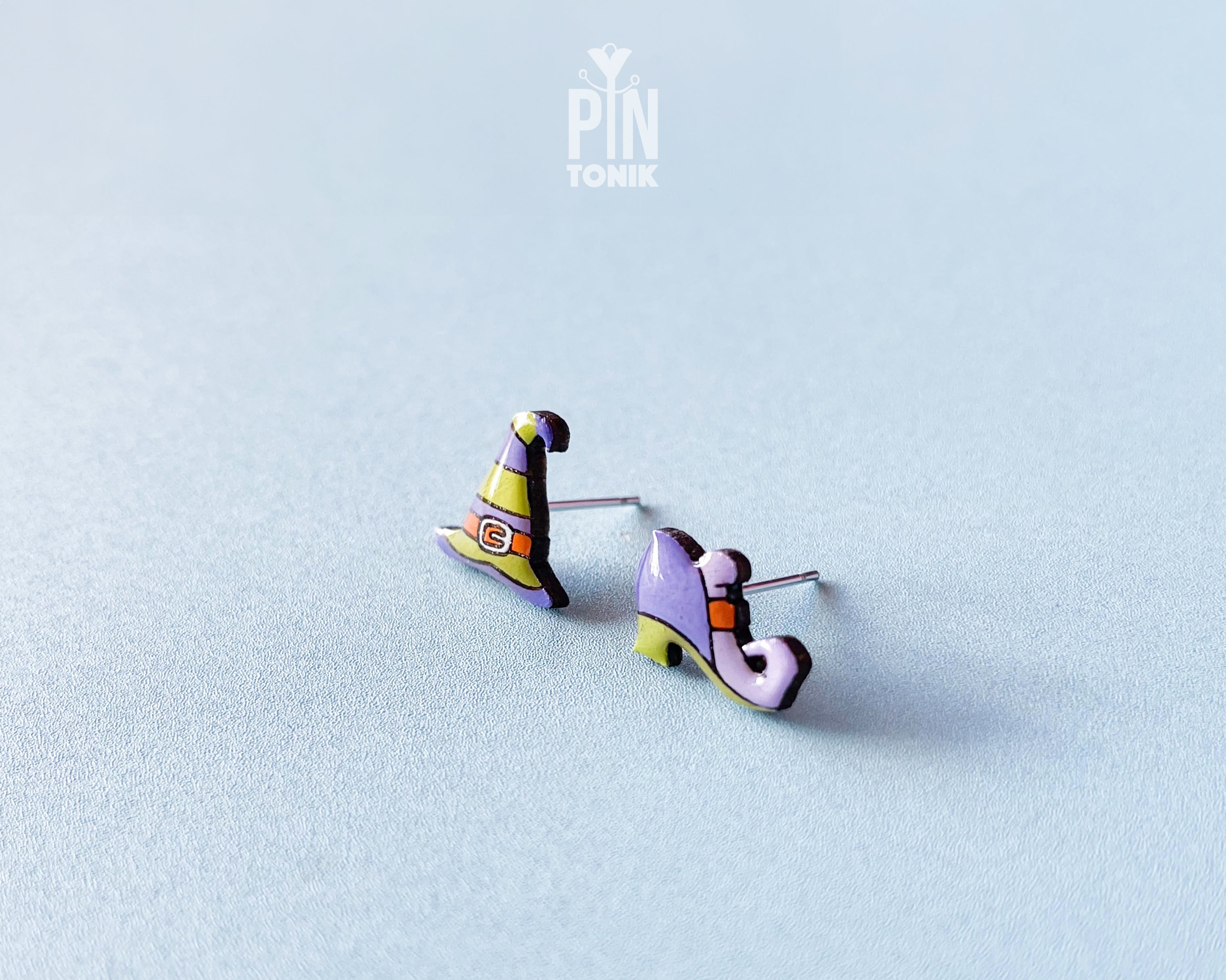 Mismatched Witch Hat & Shoe Studs