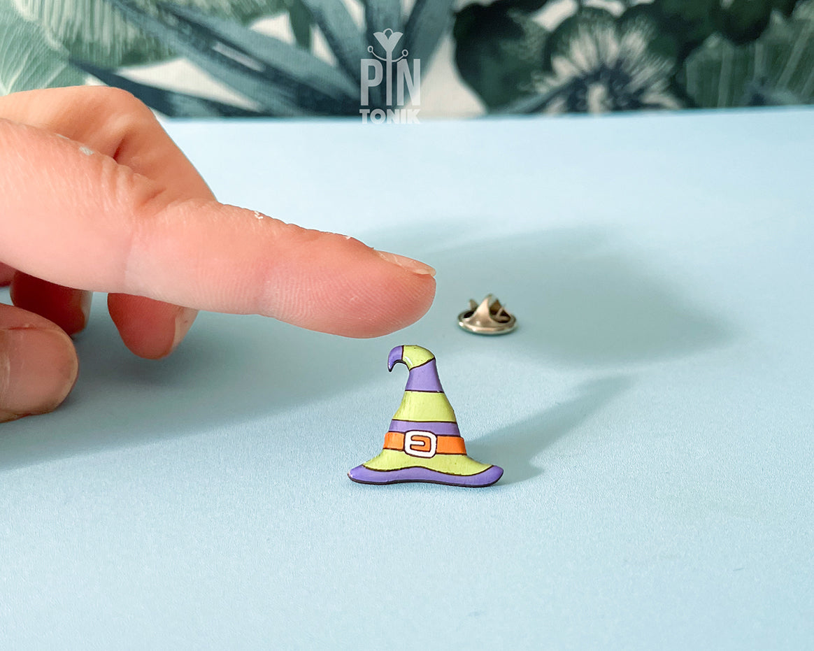 Witch Hat Pin