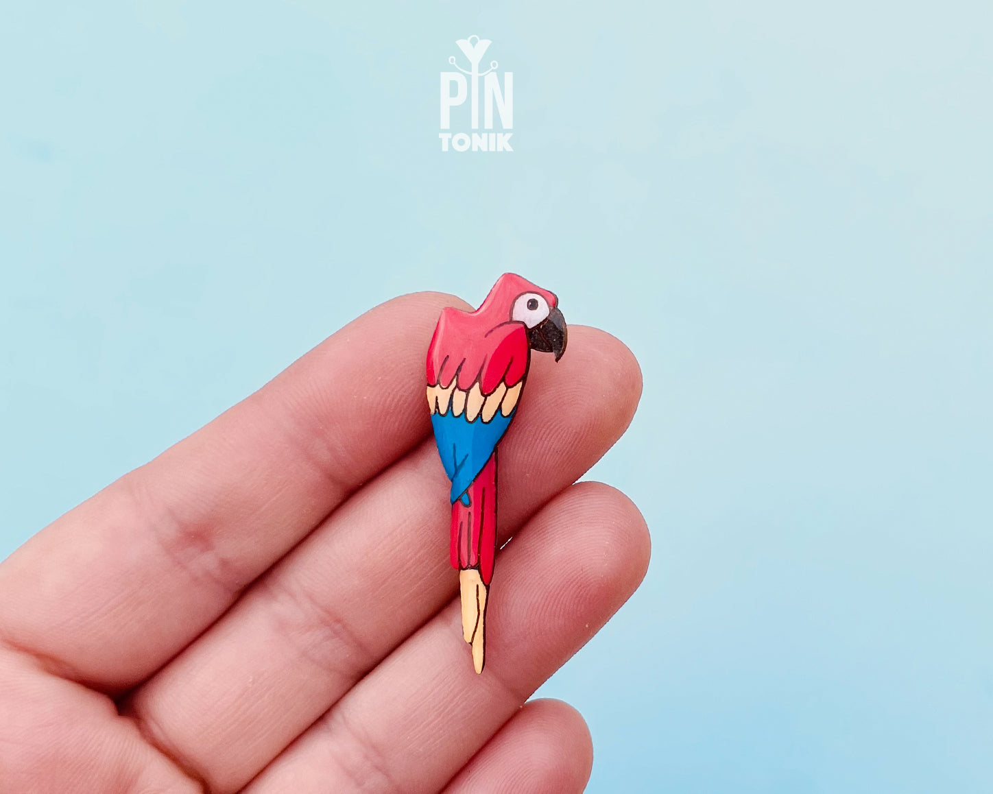 Ara Parrot Wooden Pin